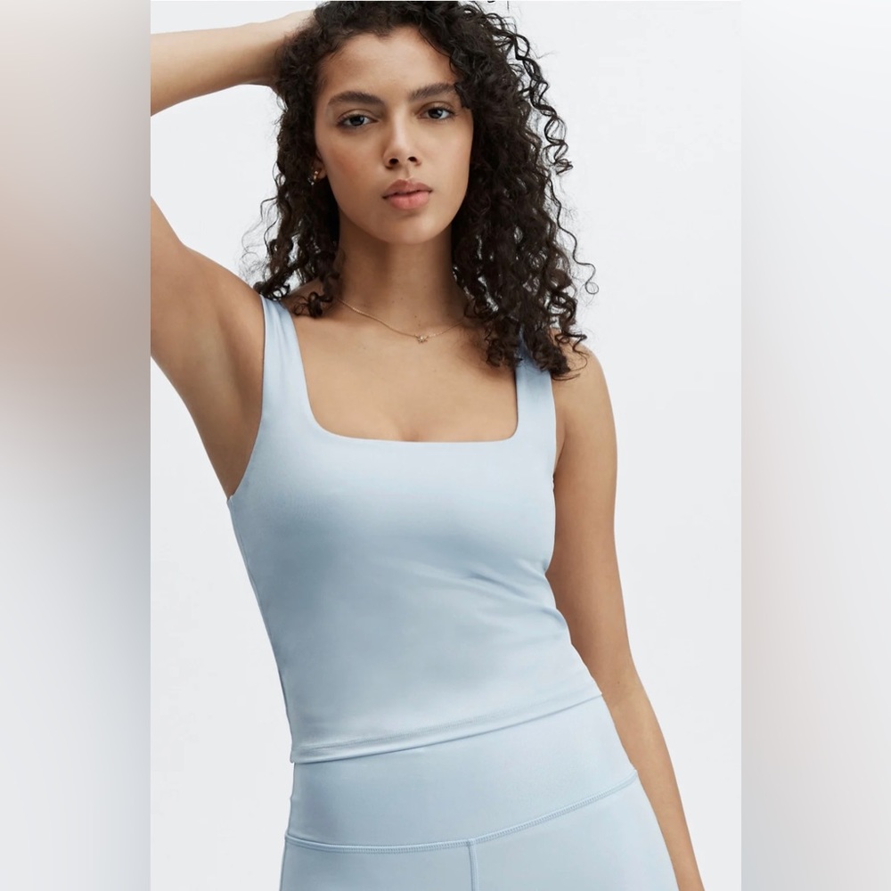 Fabletics Lydia Shine Built-In Bra Tank